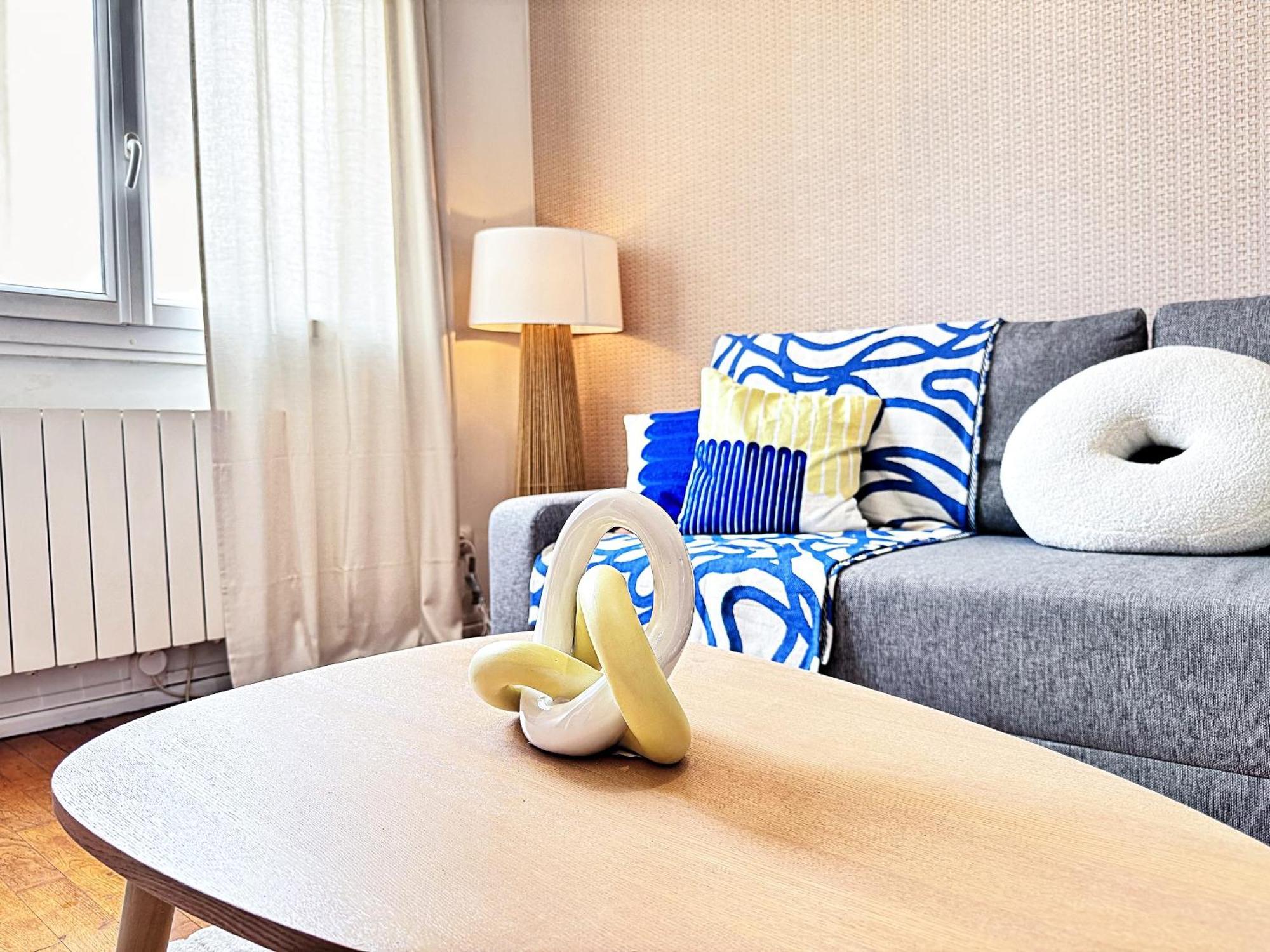 Suite Dounia Lyon Exterior foto